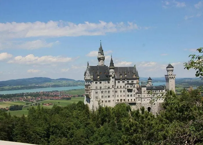Mountains Castles Lakes Comfortable *